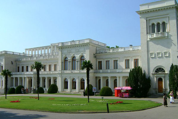 ЛИВАДИЙСКИЙ ДВОРЕЦ